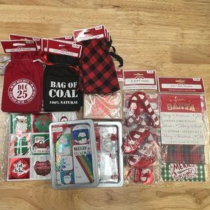 #1271 Christmas Bundle ~ 20 Items ~ NEW Card Holder Bags & Boxes, Presents Tags